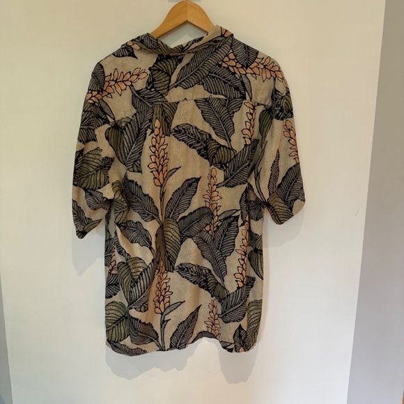 Tommy Bahama Aloha Hawaiian 100% Silk button down camp shirt‎ size large - Picture 2 of 7